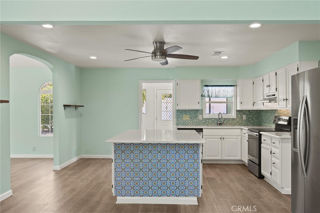 23353 Hamilton Property Photo 16