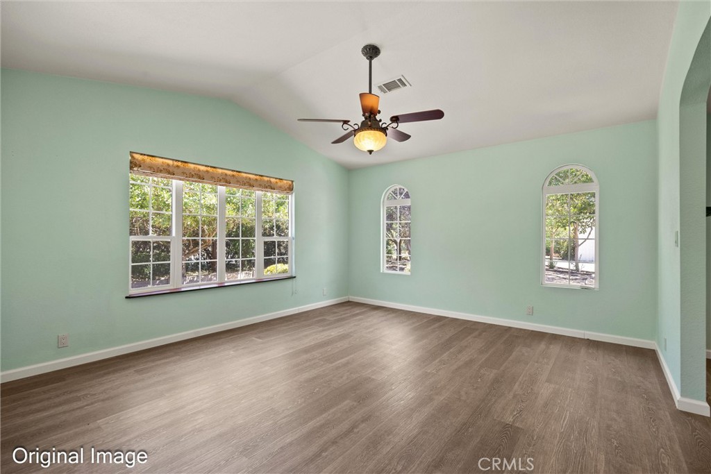23353 Hamilton Property Photo 22
