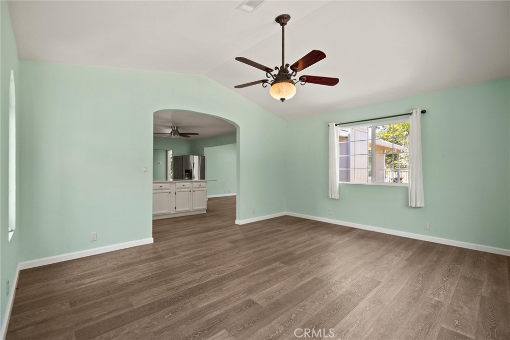 23353 Hamilton Property Photo 24