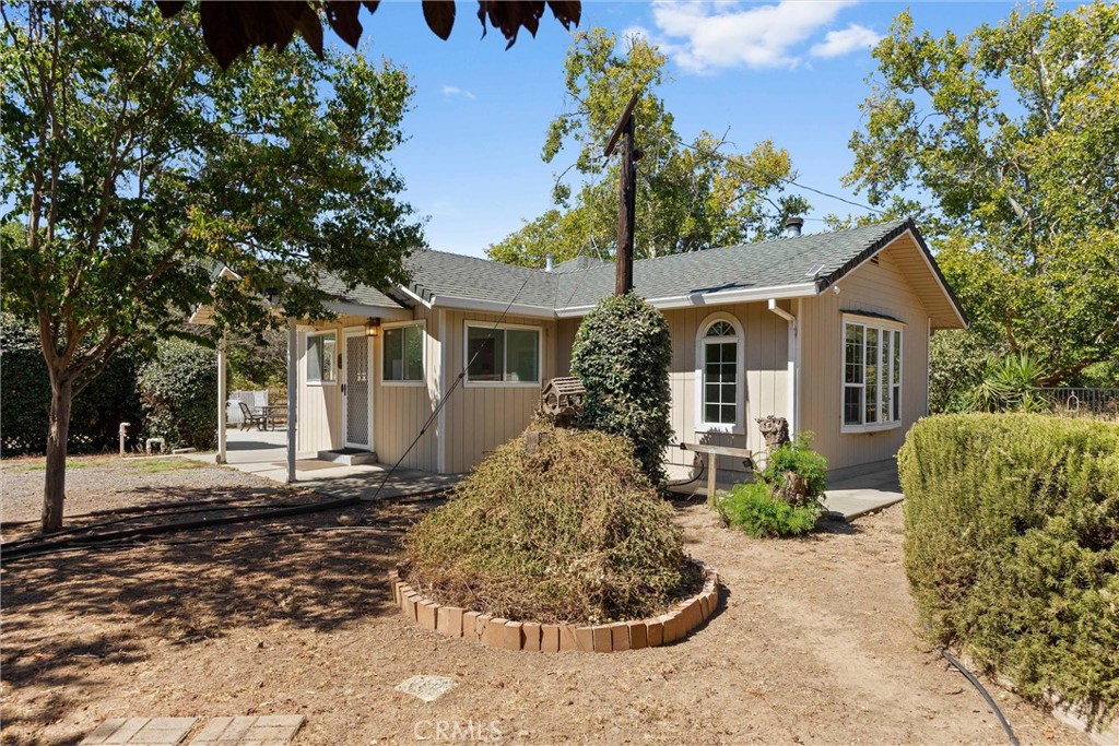 23353 Hamilton Property Photo 43