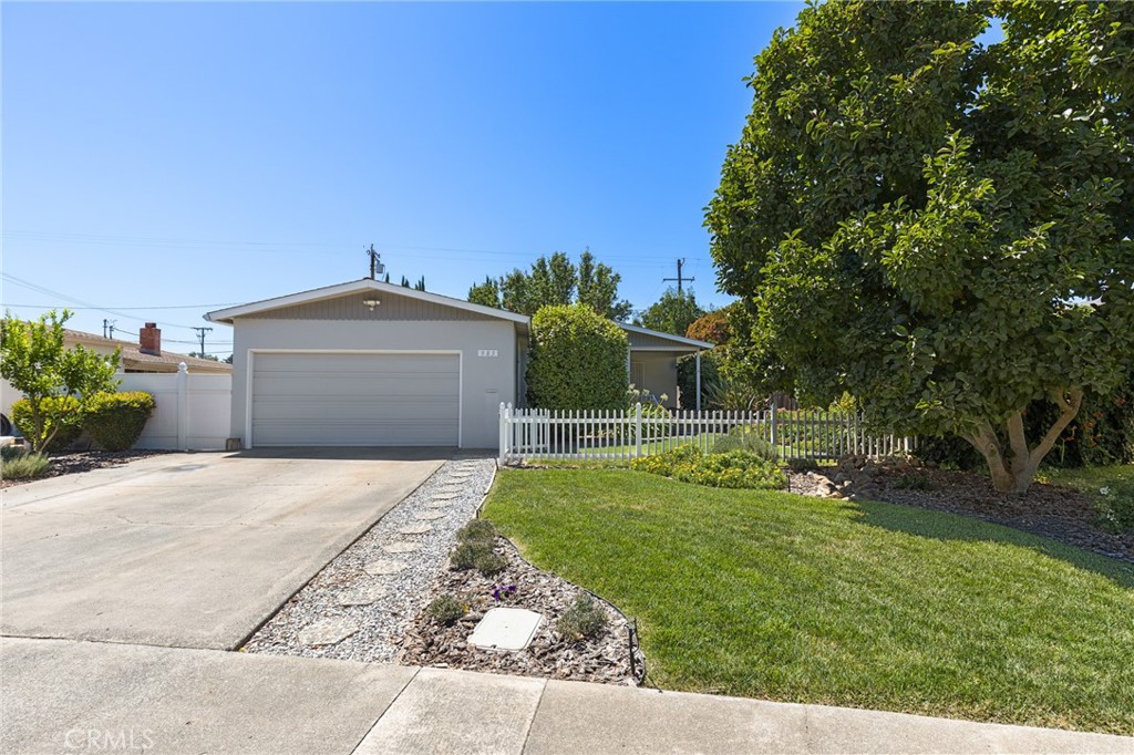 983 Fairview Drive Property Photo 1