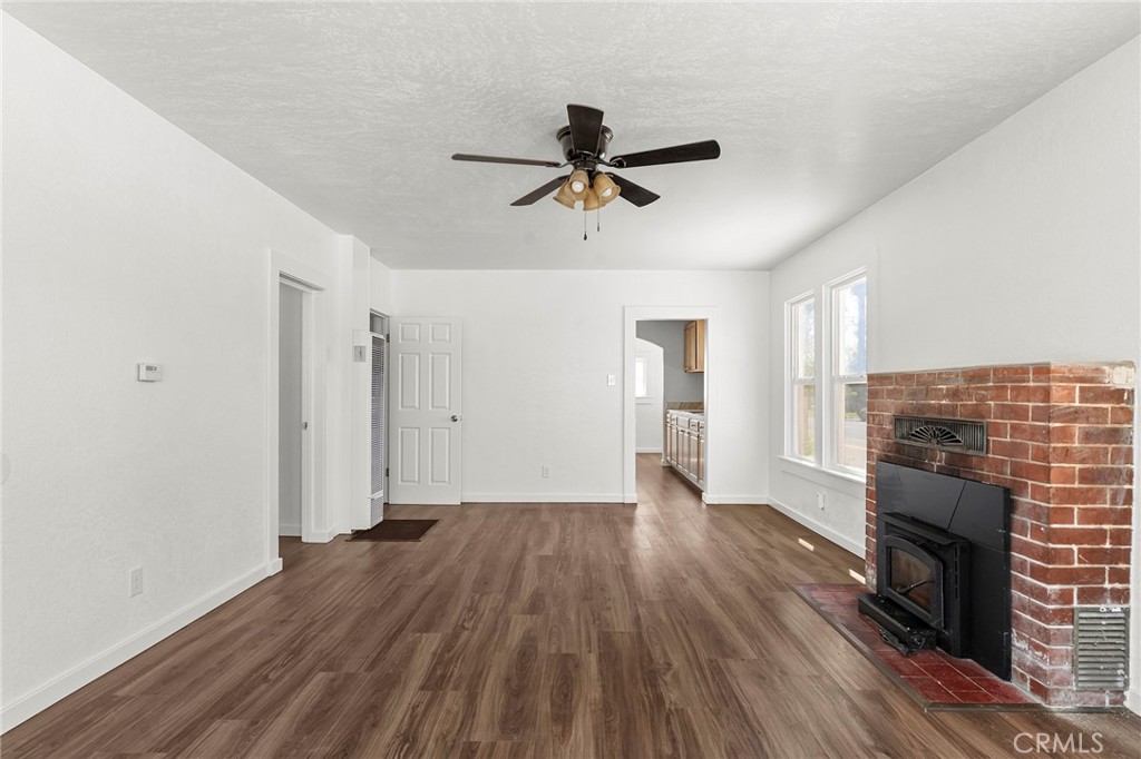 439 3rd Street Property Photo 7