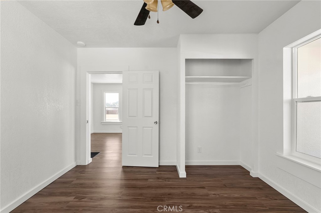 439 3rd Street Property Photo 12