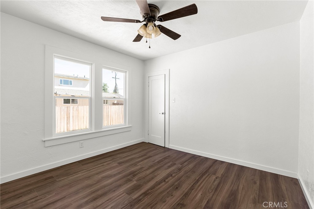 439 3rd Street Property Photo 16