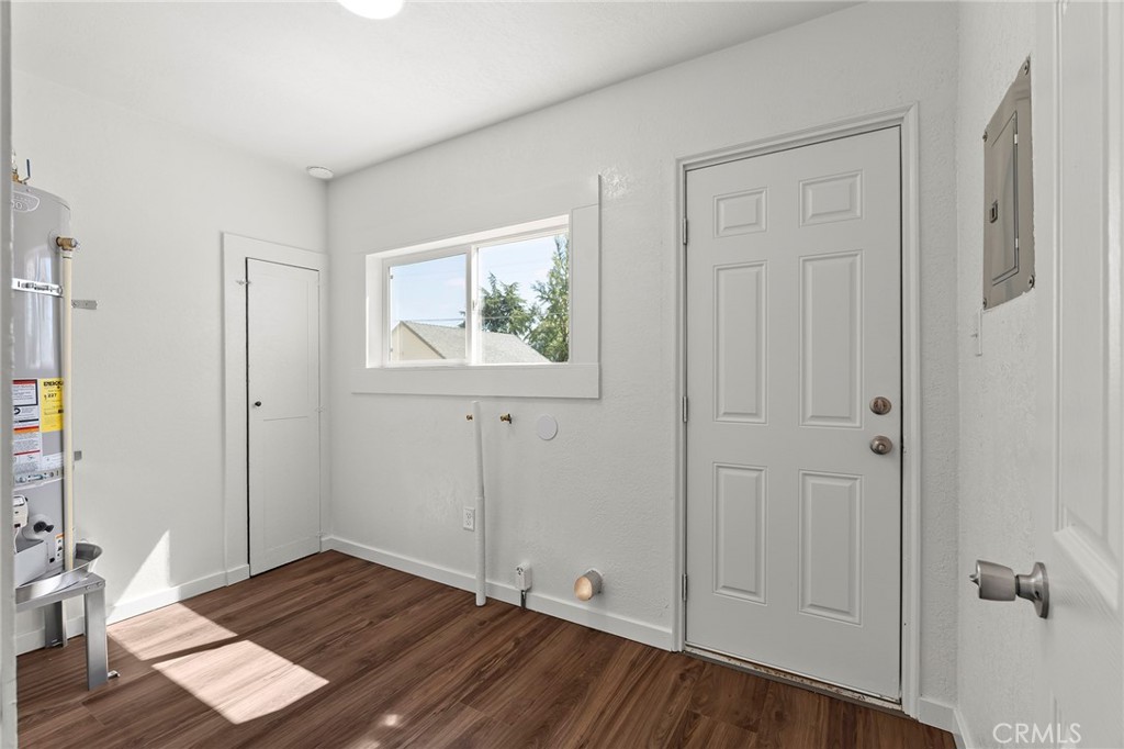 439 3rd Street Property Photo 19