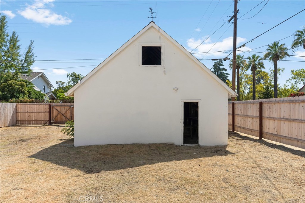 439 3rd Street Property Photo 20