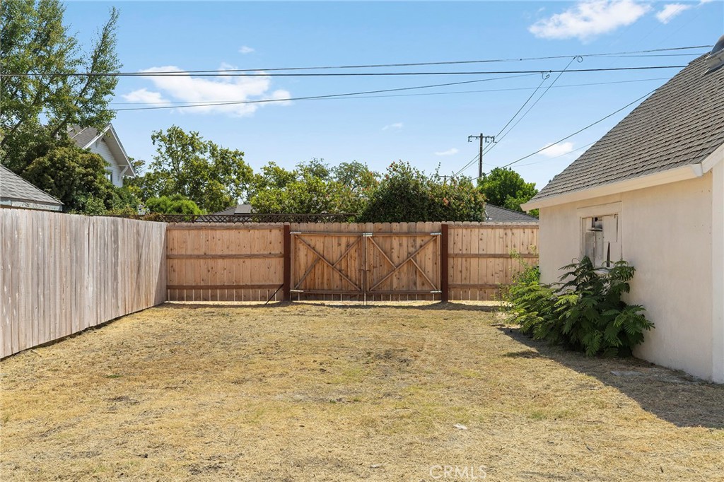 439 3rd Street Property Photo 24