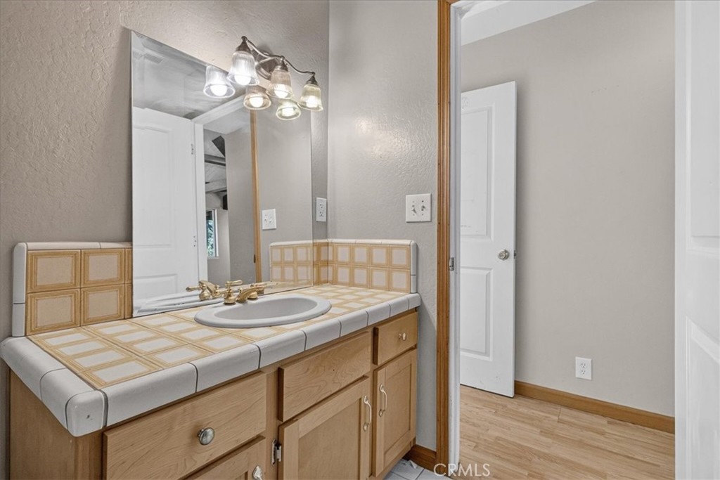 43 Dacy Property Photo 20