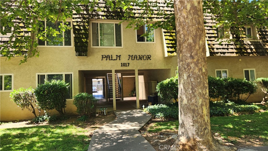 1017 Esplanade Property Photo 2