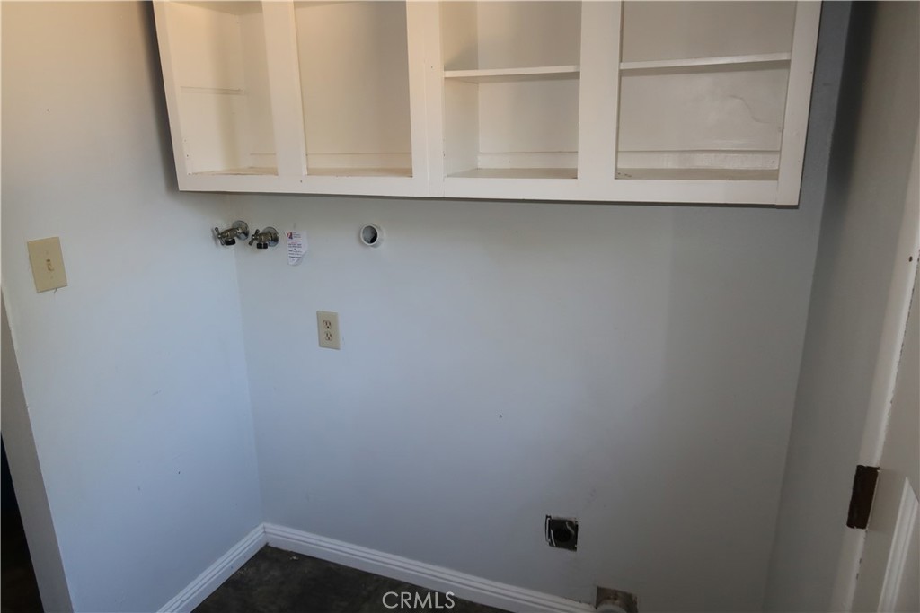 2390 Brown Street Property Photo 16