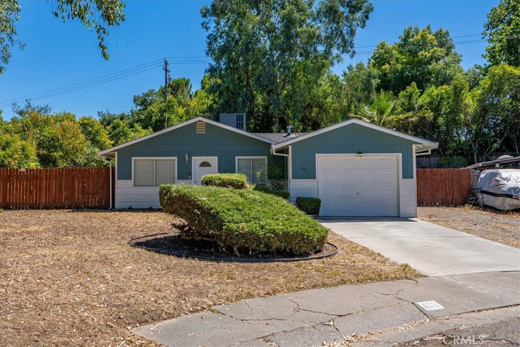 695 Walton Drive Property Photo 1
