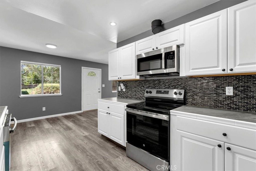 695 Walton Drive Property Photo 13
