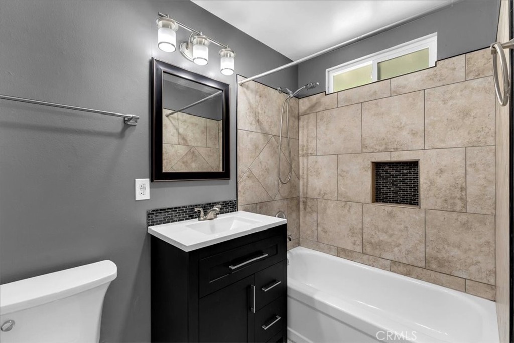 695 Walton Drive Property Photo 19