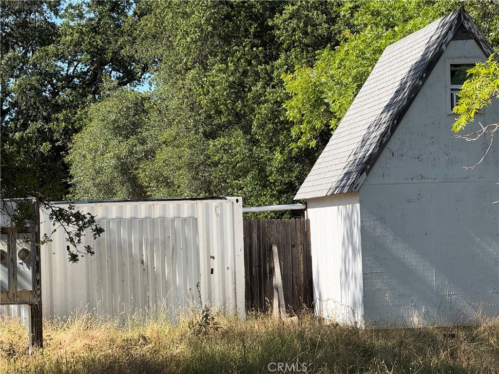 5037 Caroline Property Photo 2