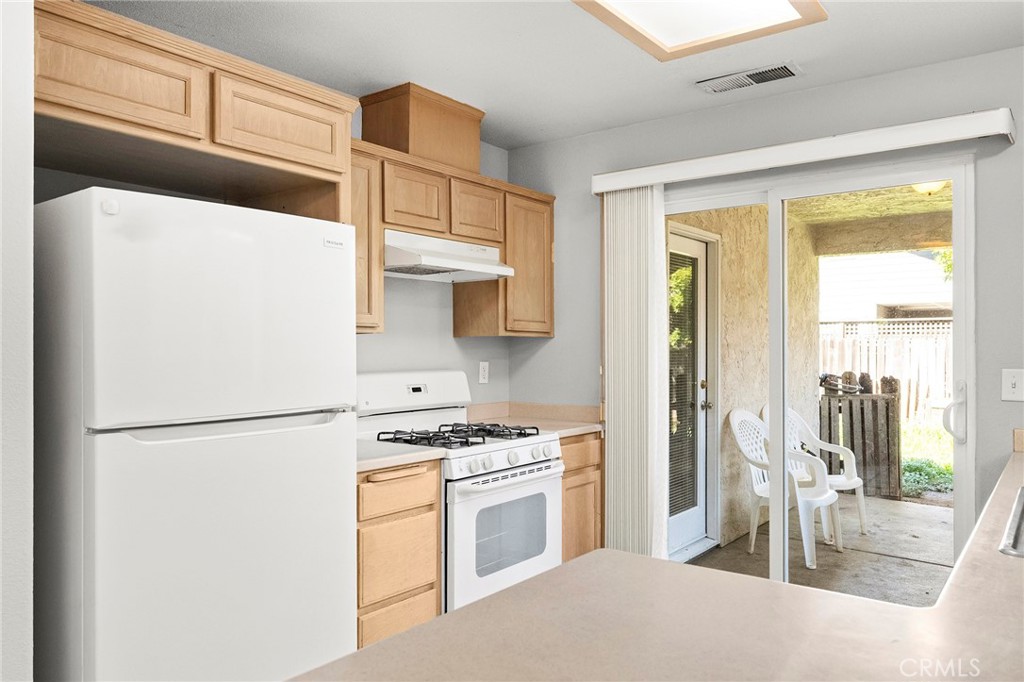 2811 Vistamont Way Property Photo 10