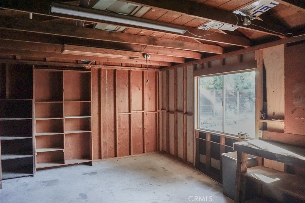 2324 Fern Property Photo 26