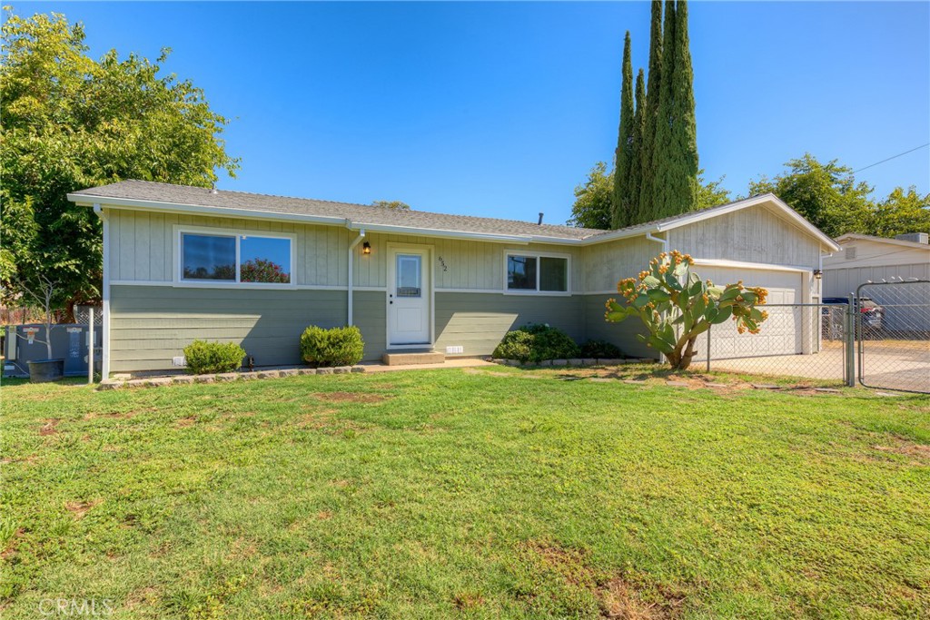652 Plumas Property Photo 1