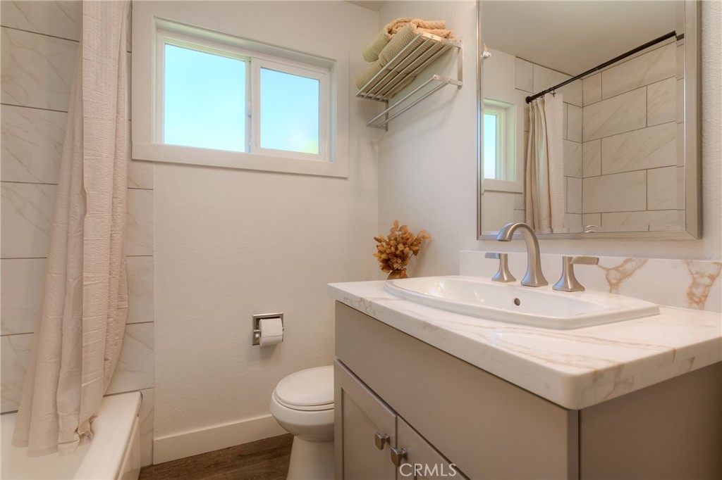 652 Plumas Property Photo 27