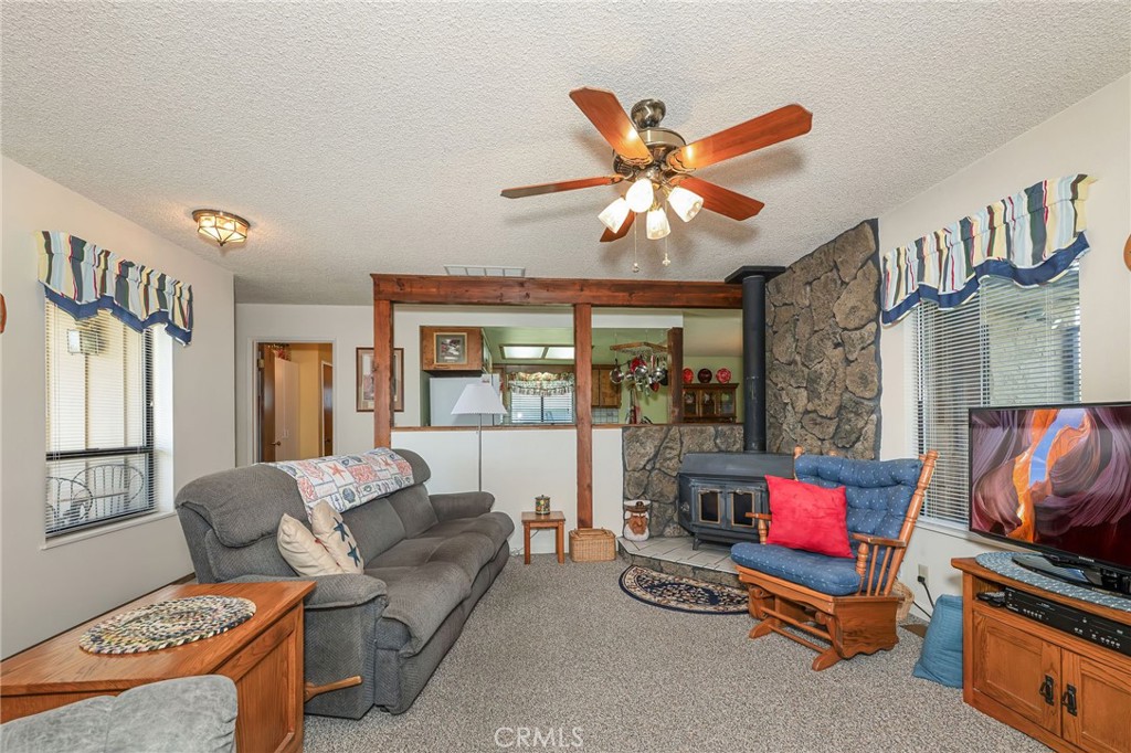 129 Tanner Way Property Photo 4