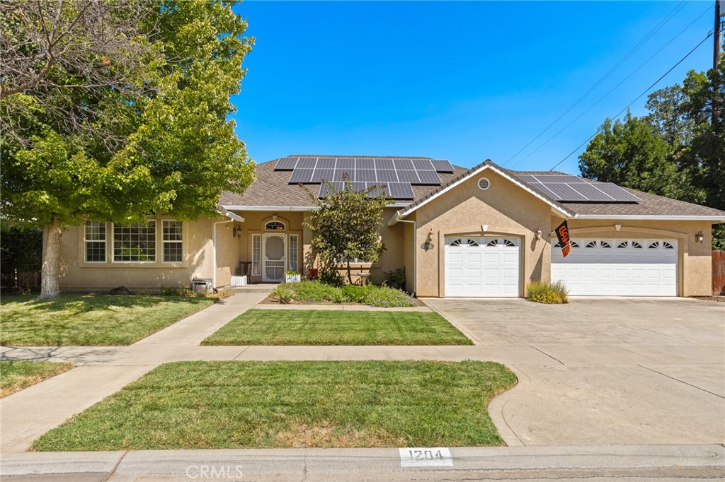 1204 Windecker Drive Property Photo 1