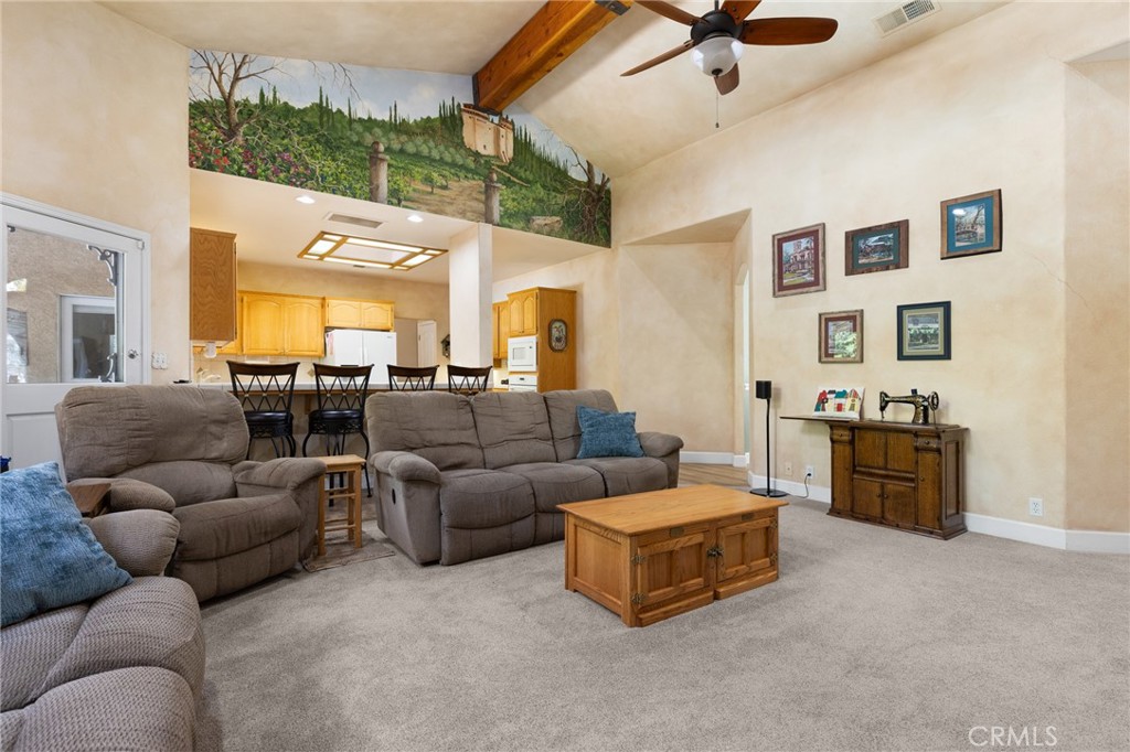1204 Windecker Drive Property Photo 3