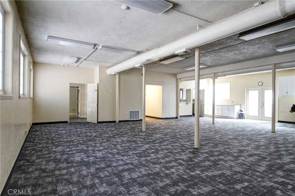 714 W Main Street Property Photo 10