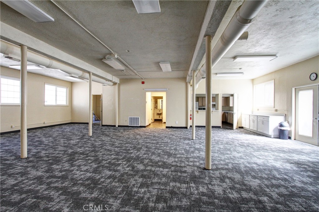 714 W Main Street Property Photo 11