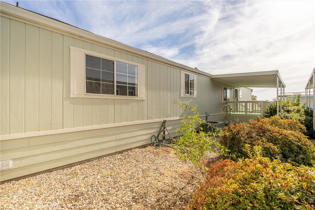 1675 Manzanita 20 Property Photo 27