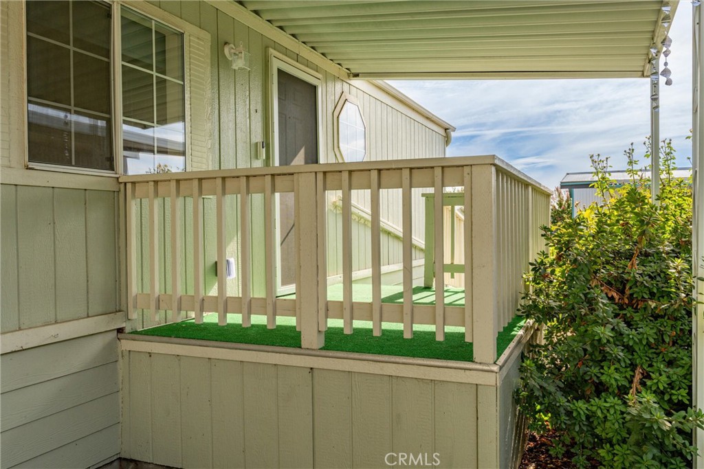 1675 Manzanita 20 Property Photo 29