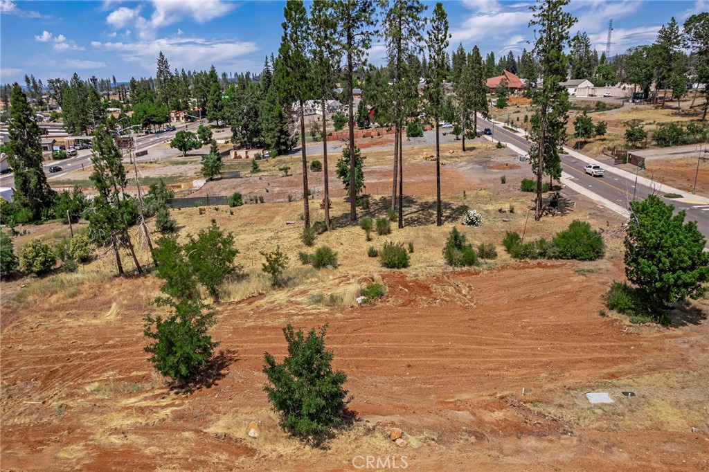 5907 Almond Property Photo 8