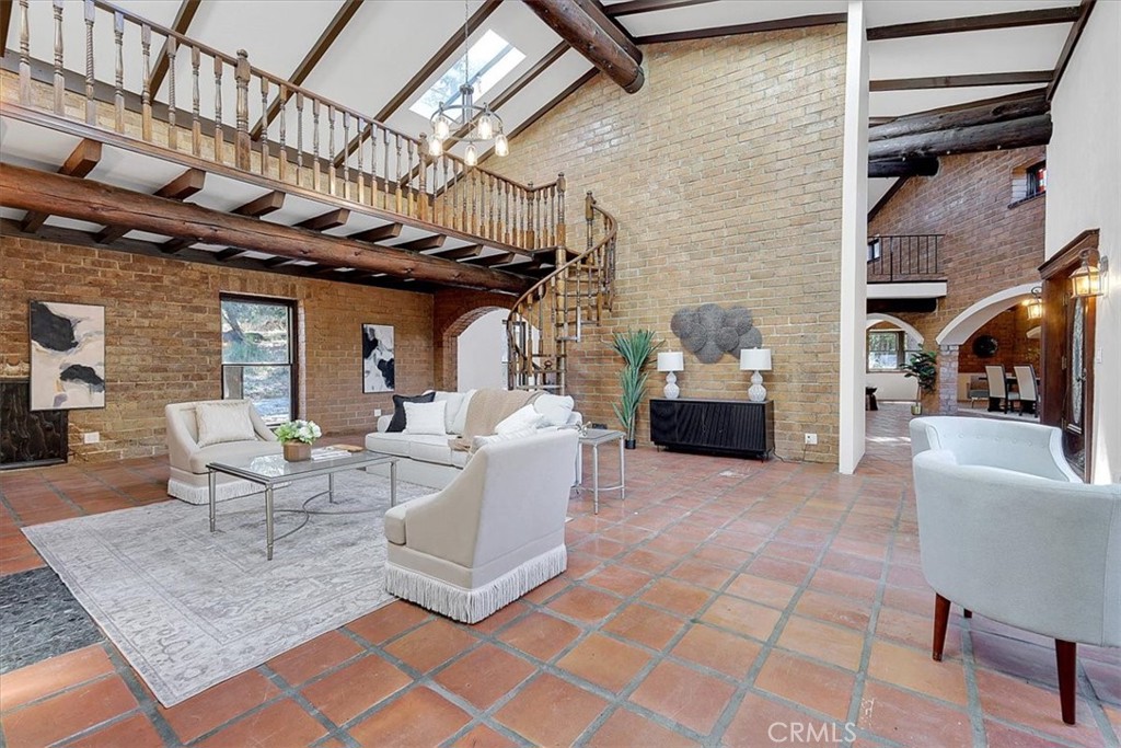 17014 River Ranch Property Photo 4