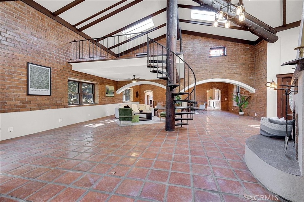 17014 River Ranch Property Photo 6