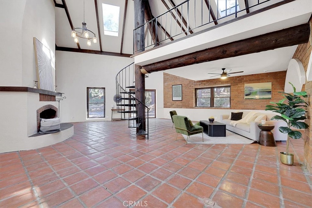 17014 River Ranch Property Photo 9
