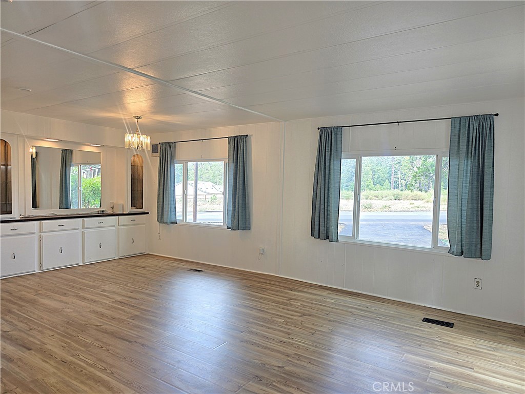 14178 Creston Property Photo 9