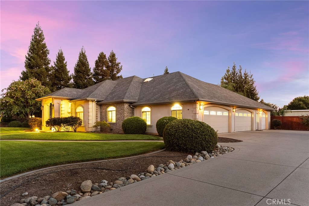 40 Taige Property Photo 4