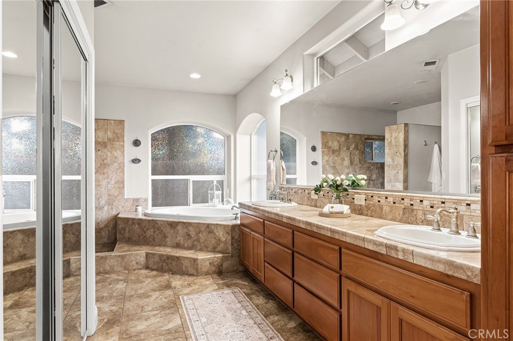 40 Taige Property Photo 28