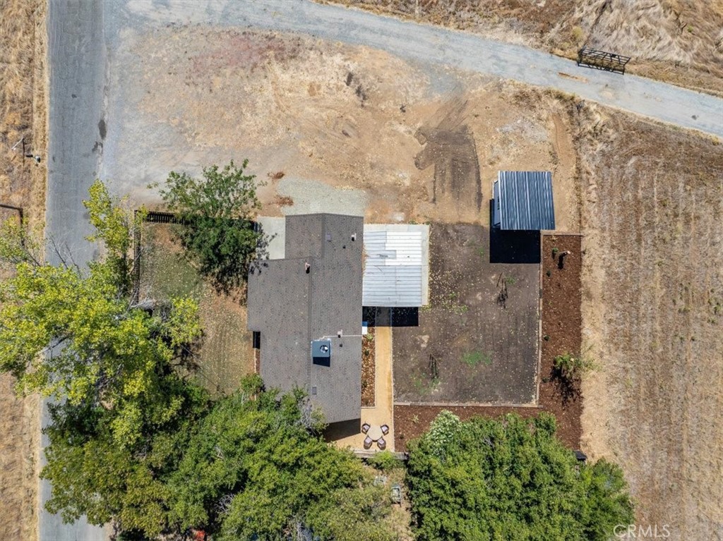 21618 Sacramento Property Photo 3