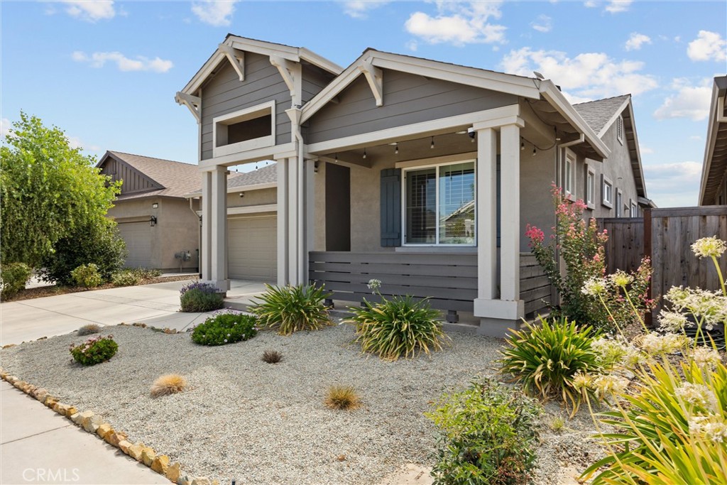 439 Eel River Lane Property Photo 3