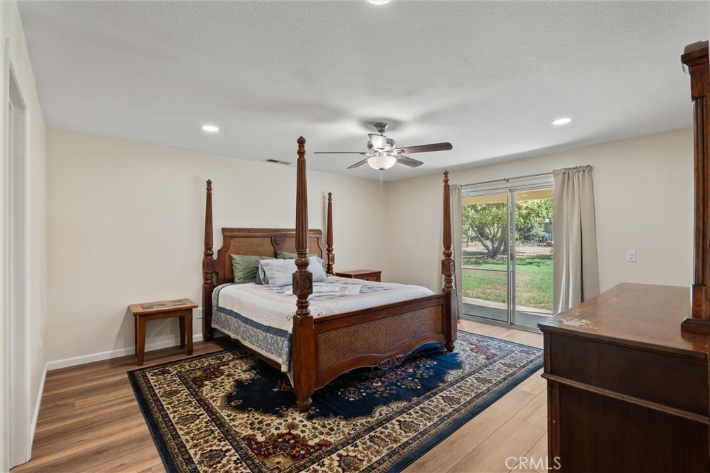 948 Sunset Terrace Property Photo 21