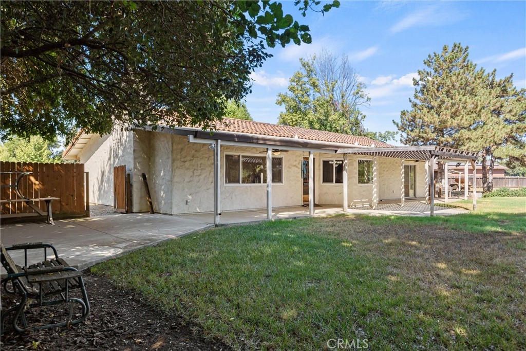 948 Sunset Terrace Property Photo 36