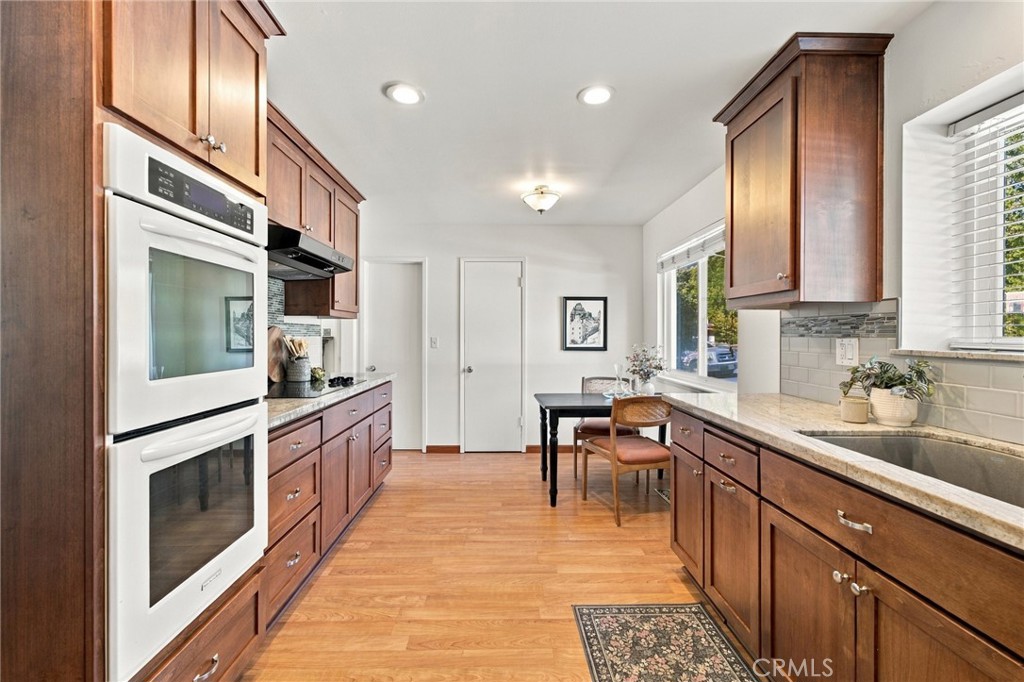 1774 Estates Way Property Photo 24