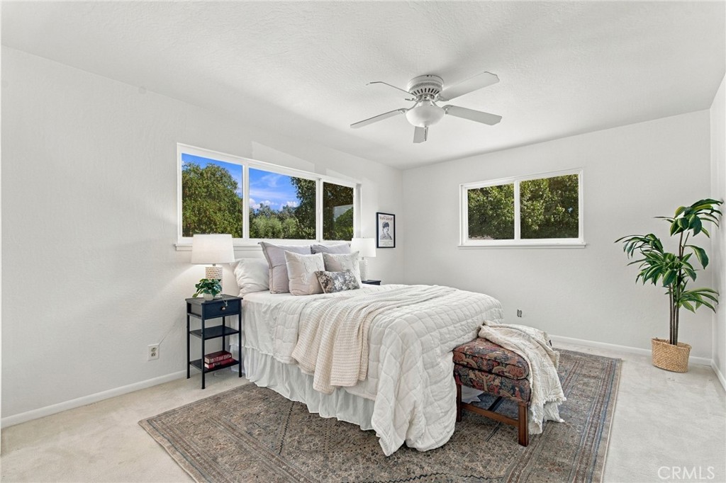 1774 Estates Way Property Photo 33