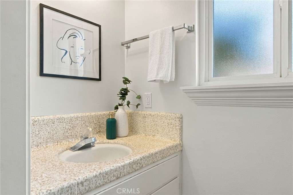 1774 Estates Way Property Photo 34
