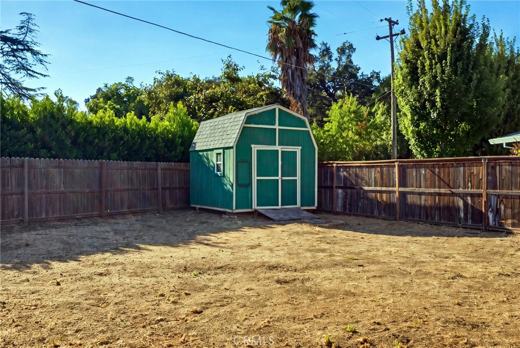 1774 Estates Way Property Photo 39
