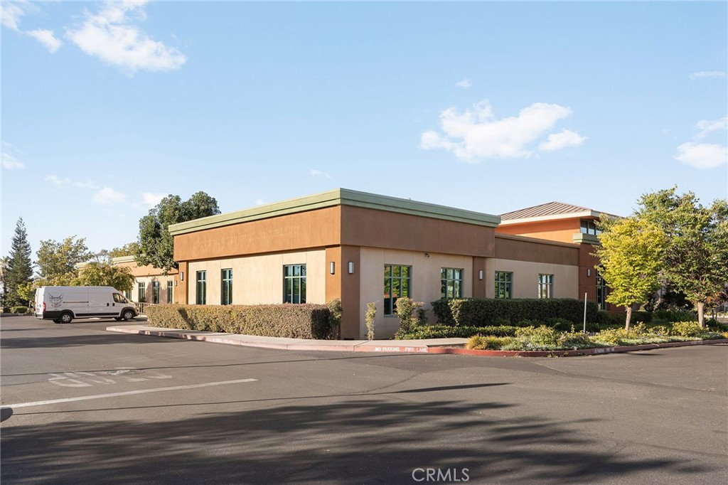 82 Table Mountain Boulevard Property Photo 4