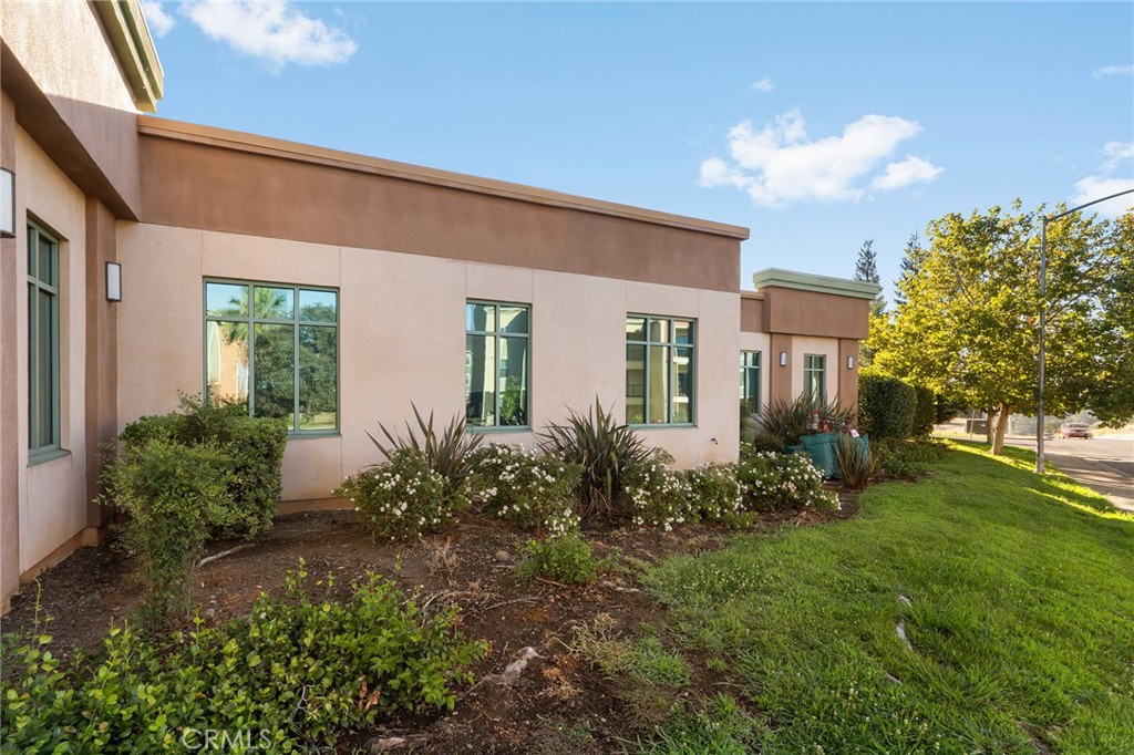 82 Table Mountain Boulevard Property Photo 8