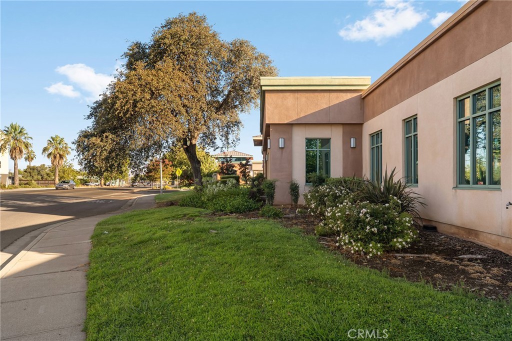 82 Table Mountain Boulevard Property Photo 9