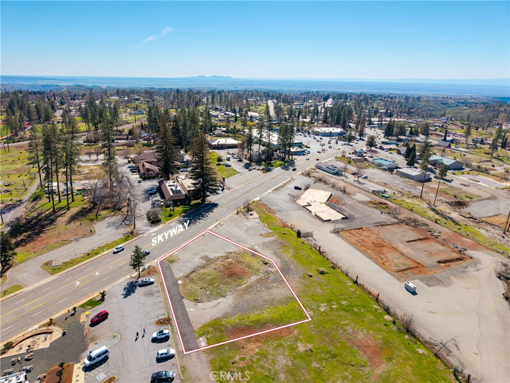 7067 Skyway Property Photo 2