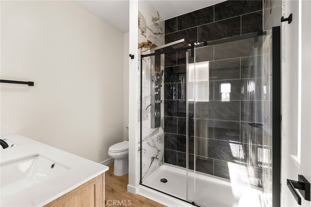 566 Boquest Boulevard Property Photo 27