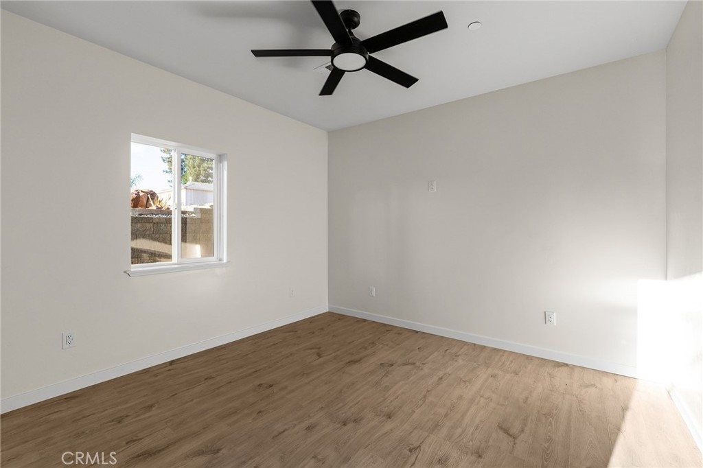 566 Boquest Boulevard Property Photo 29